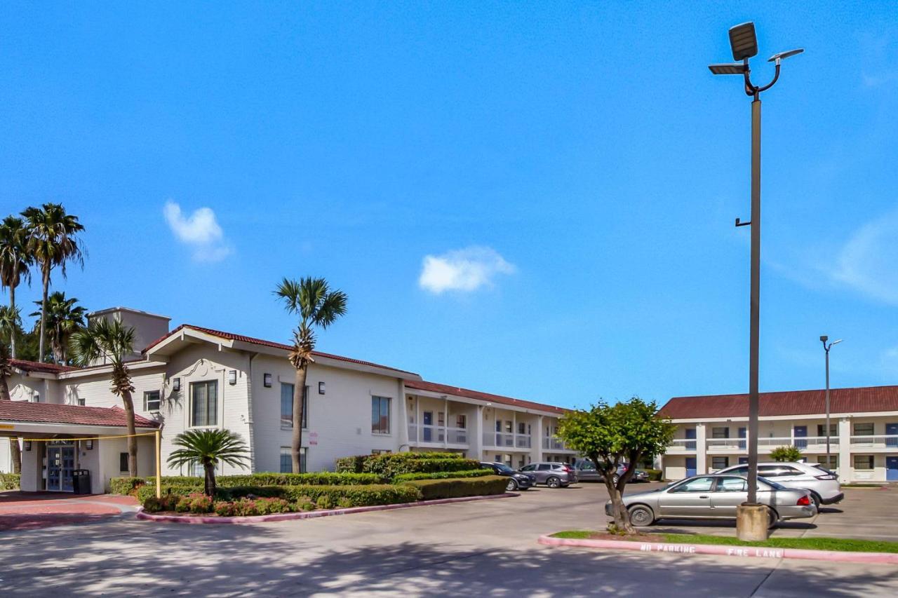 Studio 6 Baytown, Tx - Garth Road Екстер'єр фото