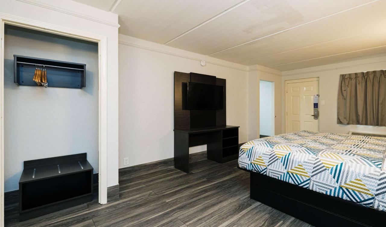 Studio 6 Baytown, Tx - Garth Road Екстер'єр фото