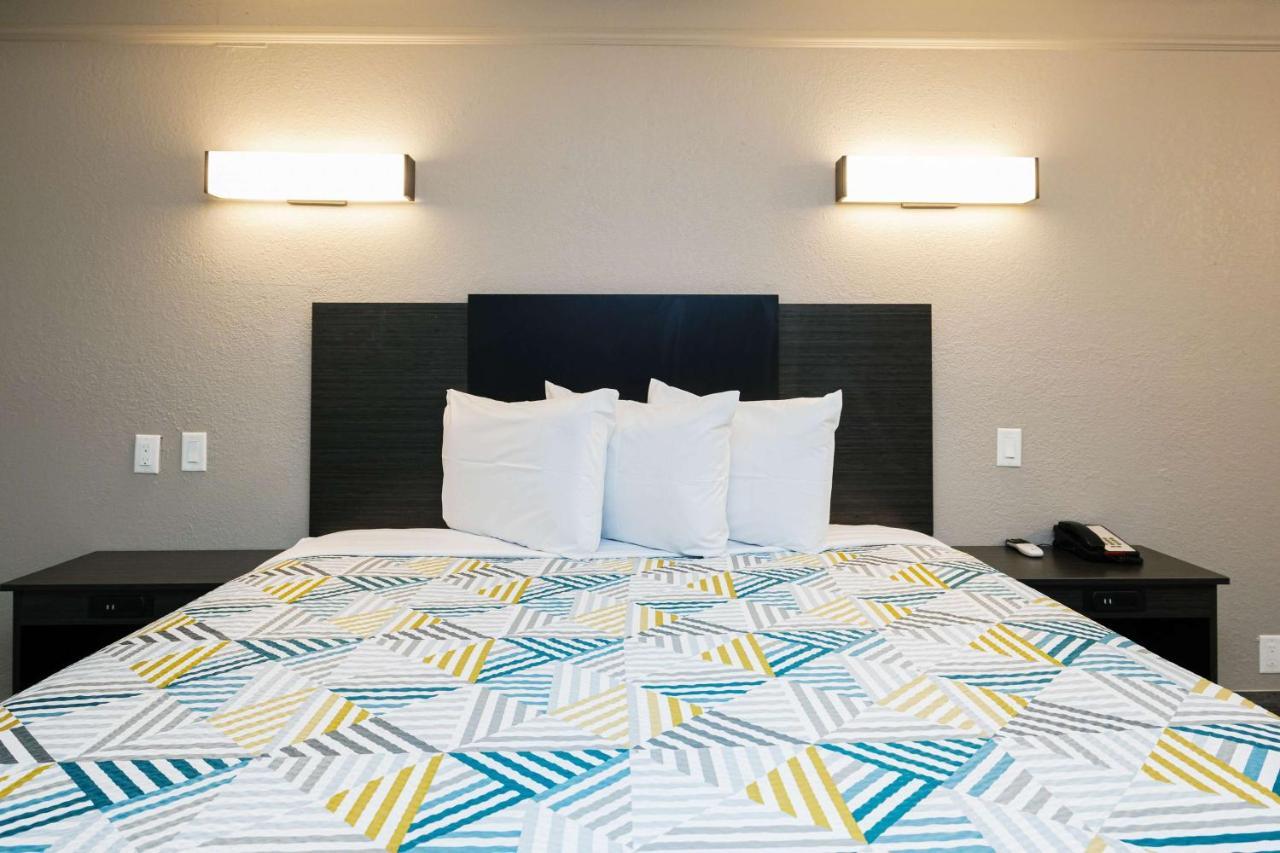 Studio 6 Baytown, Tx - Garth Road Екстер'єр фото